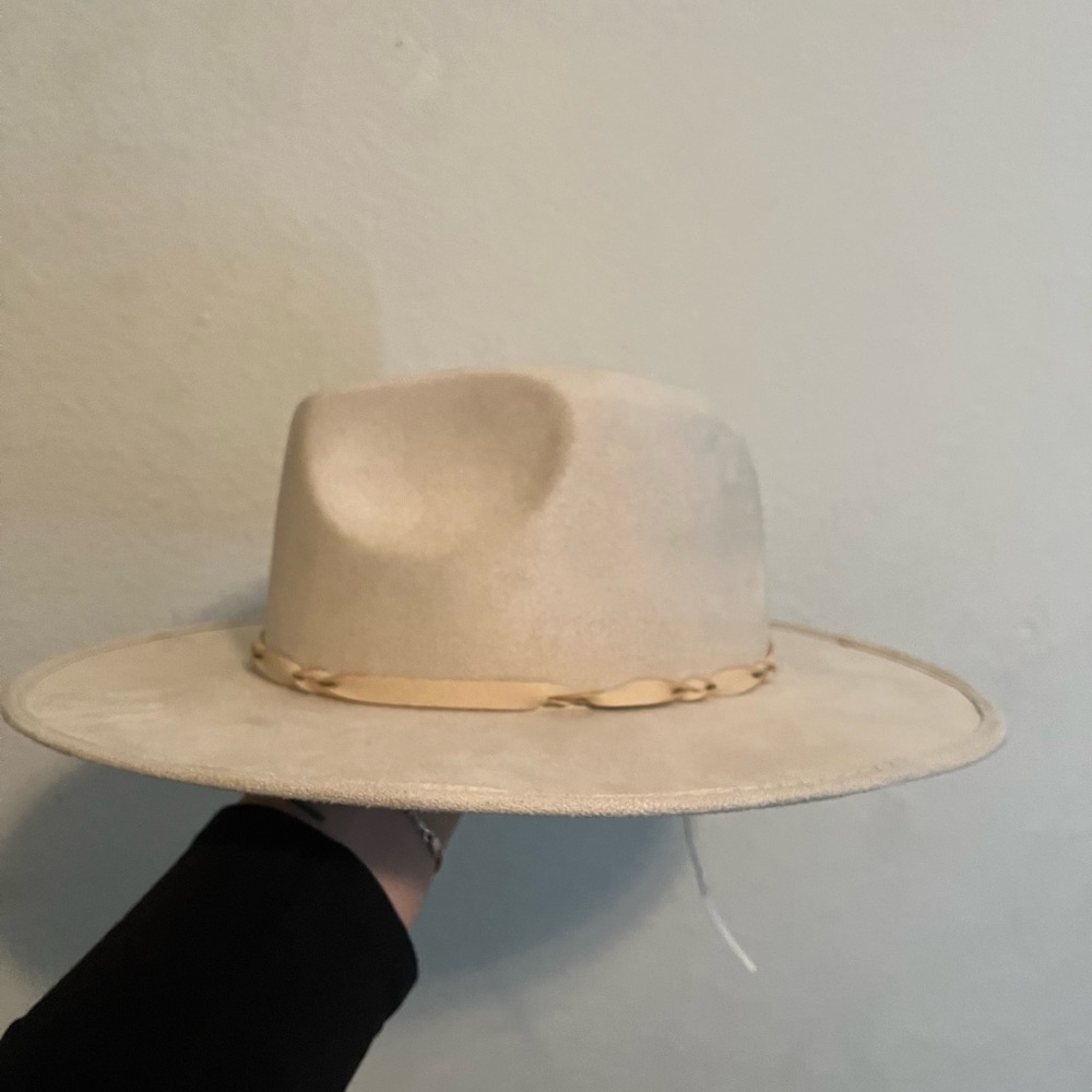 Beige hat